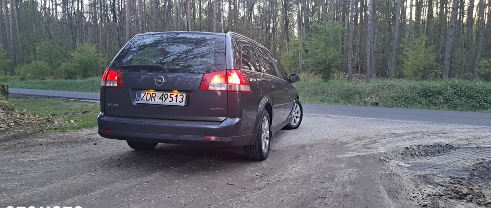 Opel Vectra cena 11900 przebieg: 233400, rok produkcji 2009 z Szczecin małe 121